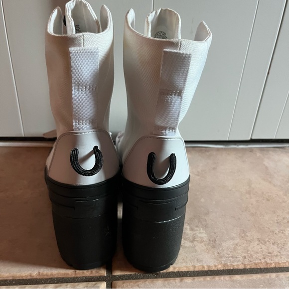 Converse GR82 White Shoes - Picture 9 of 9